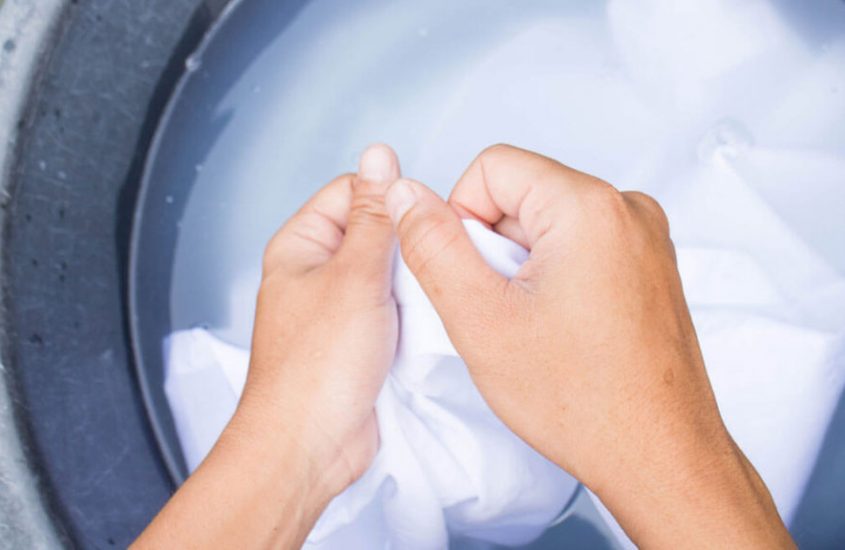 Pourquoi et comment laver le tissu avant de coudre ?
